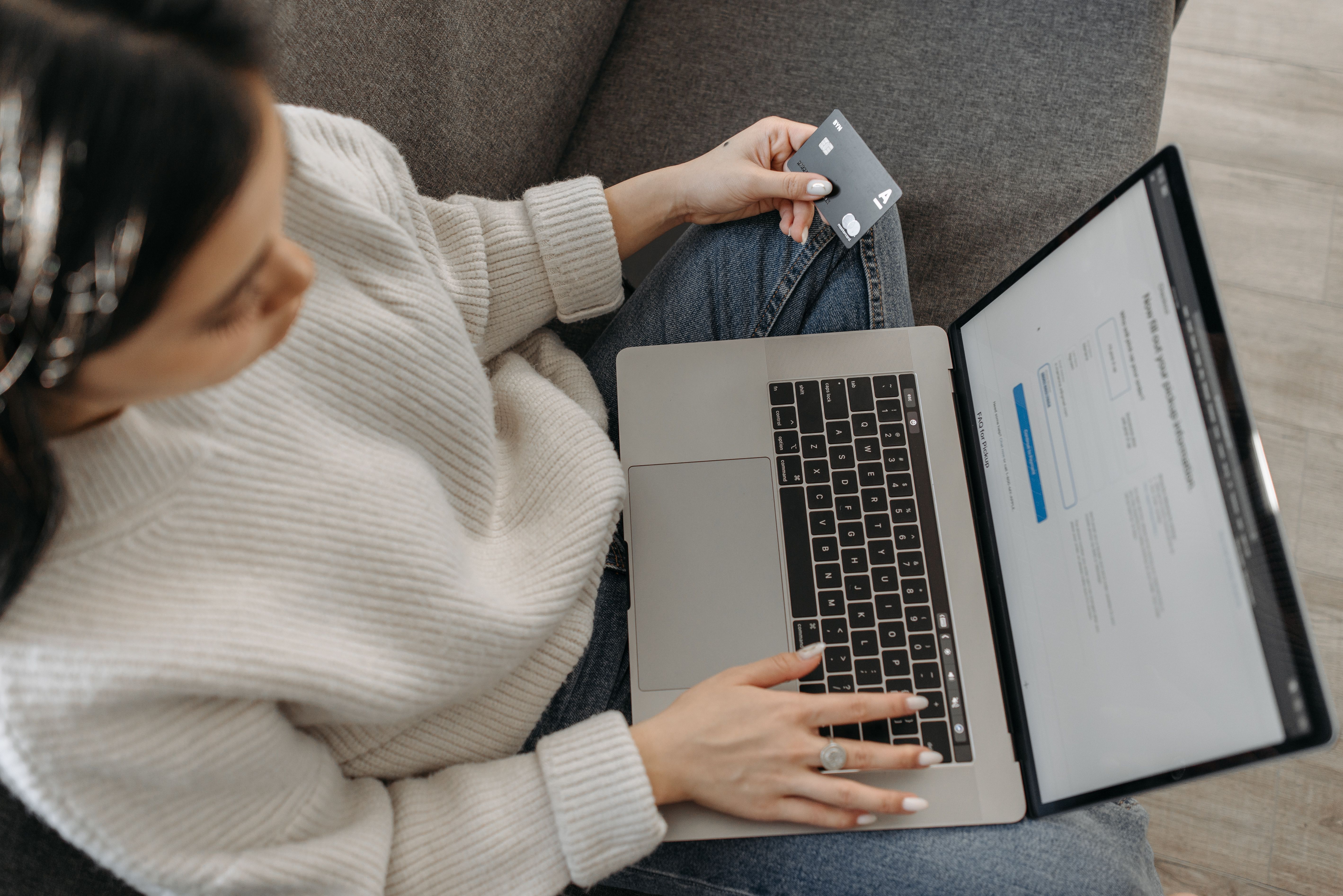 How to Optimize Invoicing for Faster Payments Using Global Payment Platforms