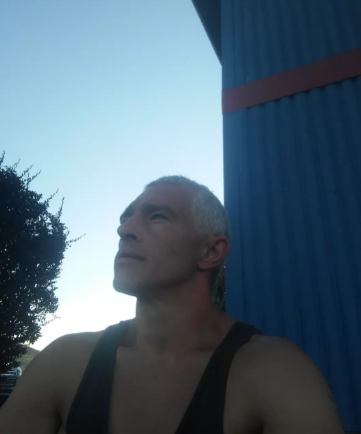 Matt Brown looking toward the horizon while thinking hard in an outdoor selfie on July 19, 2024 | Source: Instagram/mattbrown511