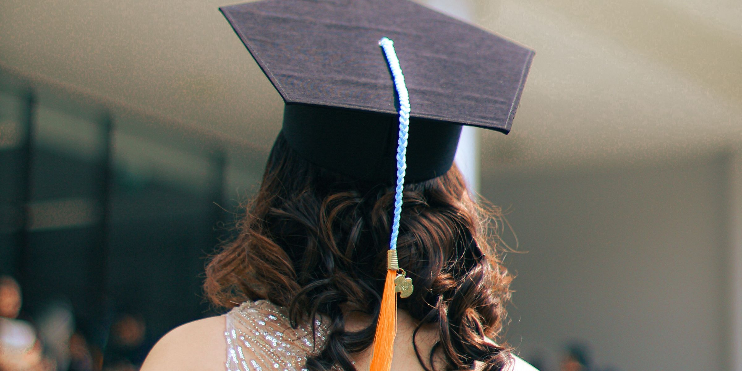 A girl wearing a graduation cap | Source: Pexels