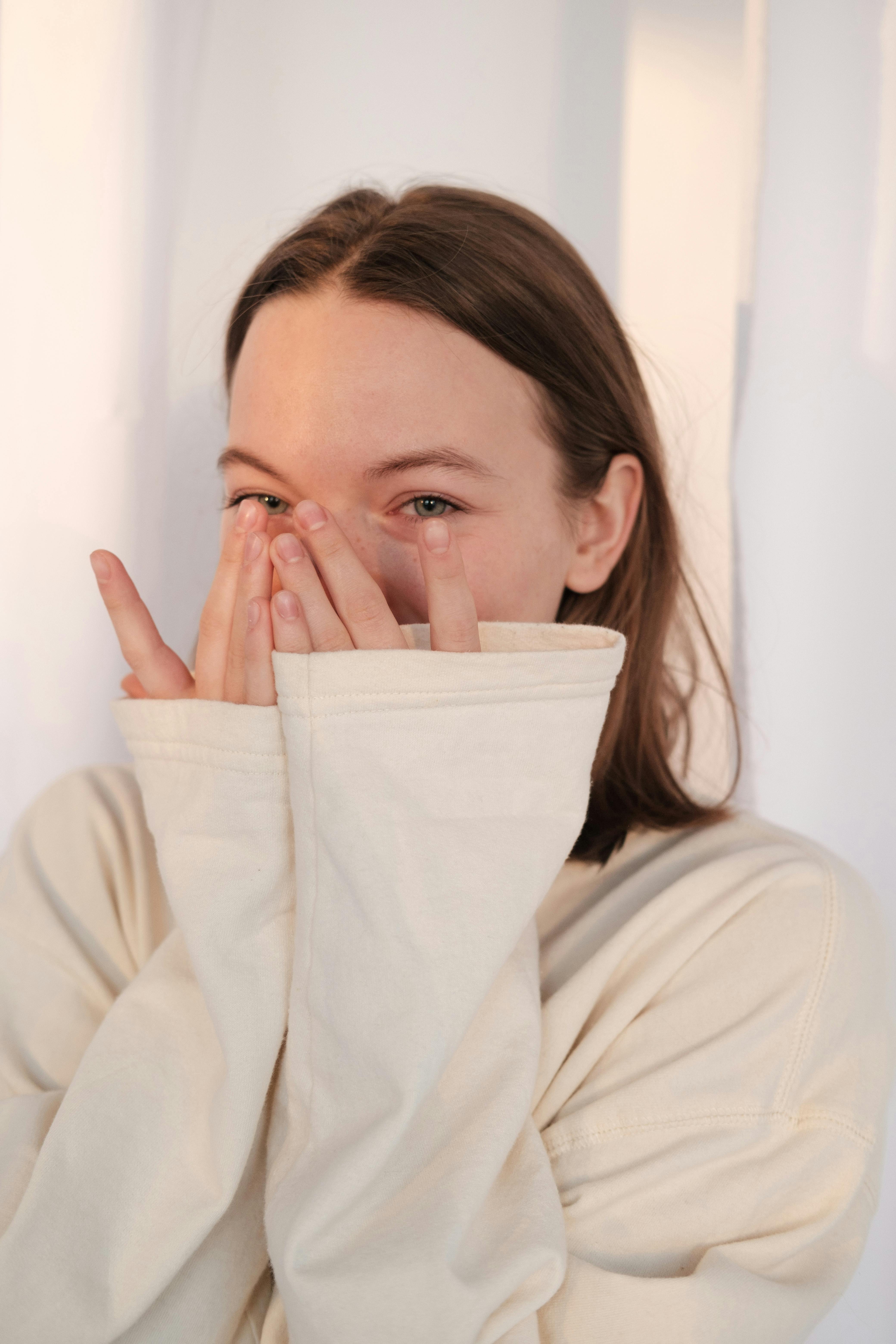 An excited woman | Source: Pexels