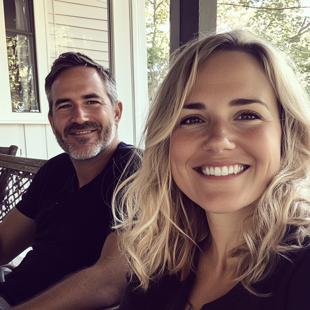 A couple on a porch | Source: No source