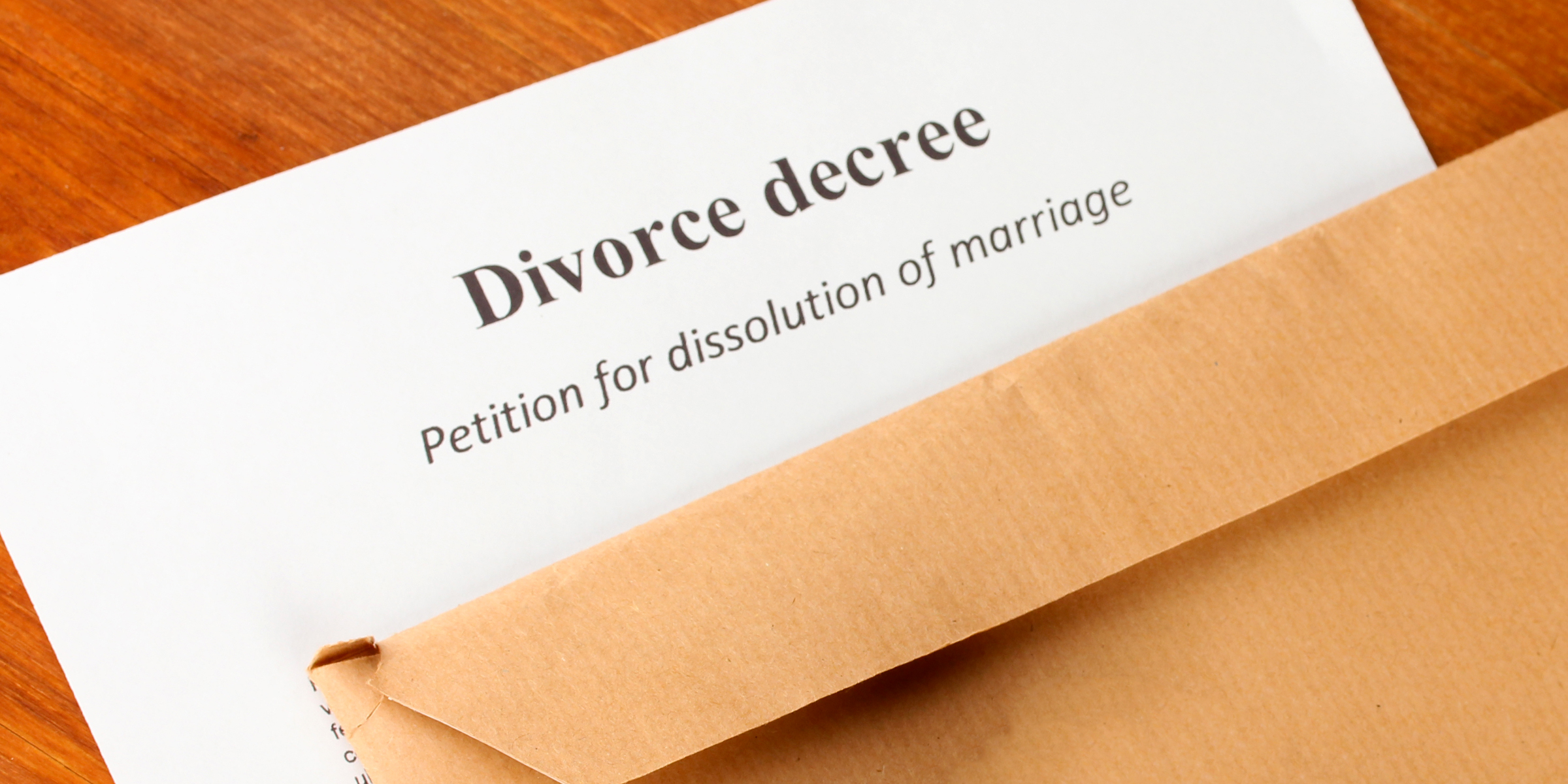 Divorce papers | Source: Shutterstock