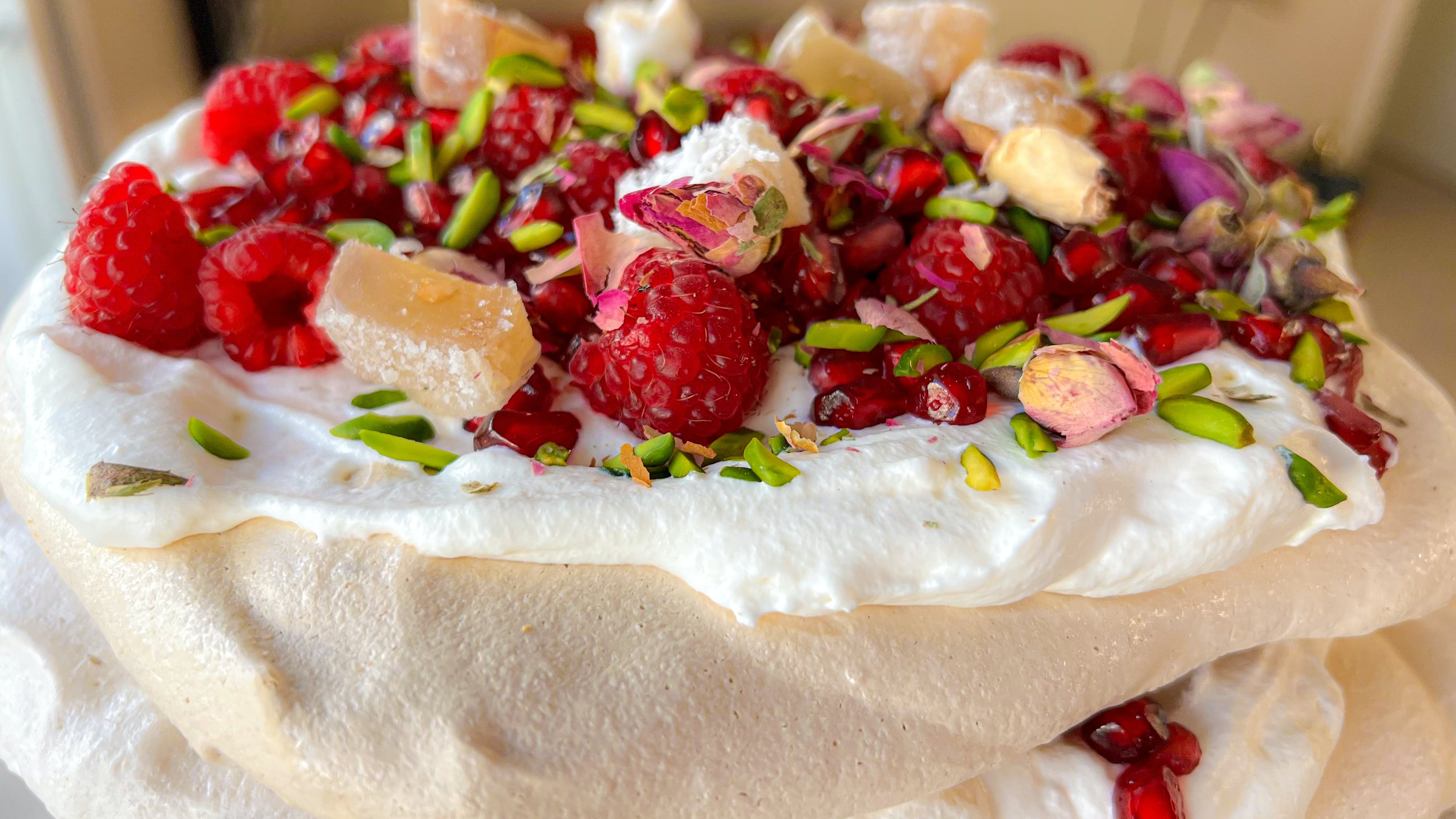 Raspberry Palvova with Pistachios | Source: Pexels