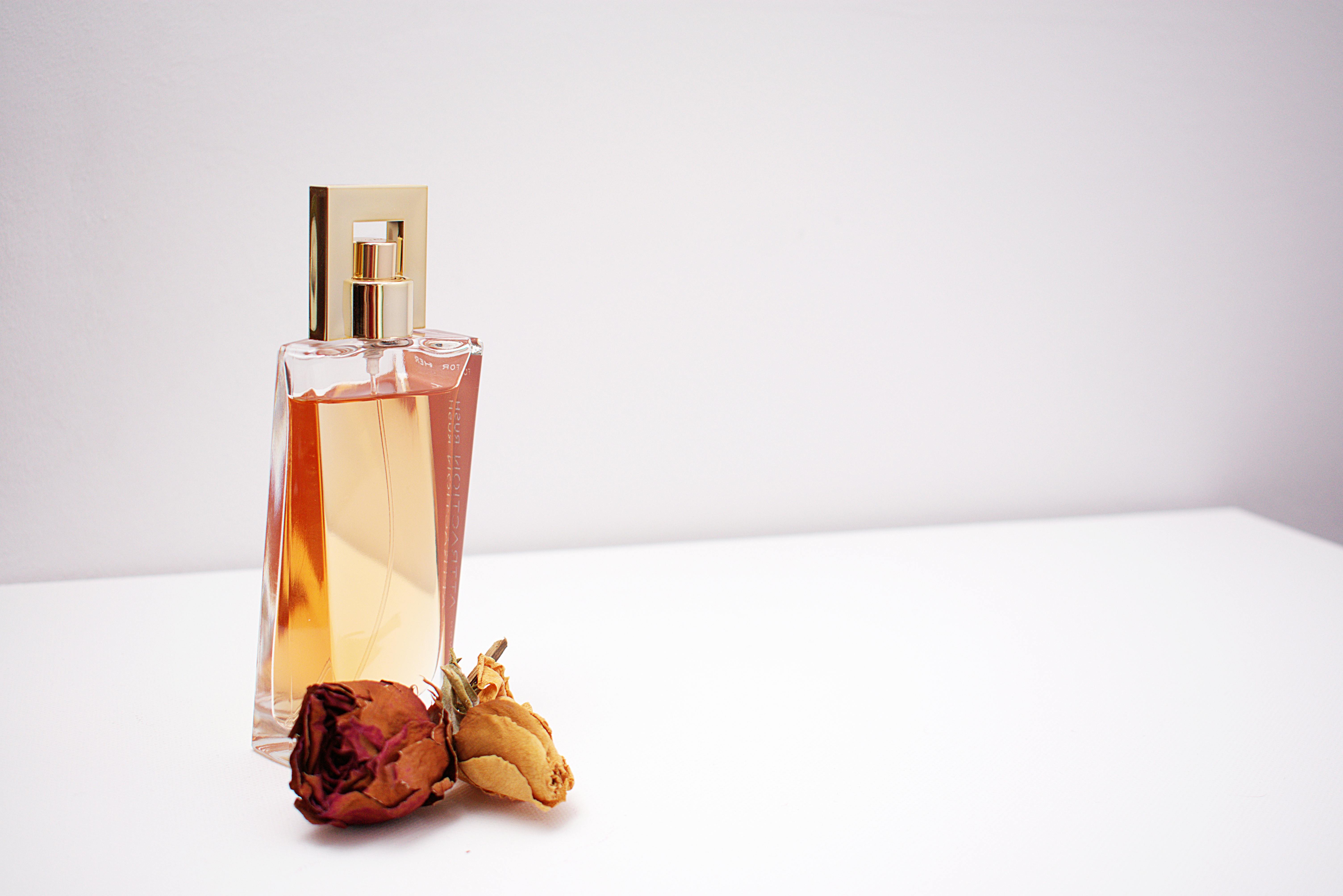 Perfume bottle | Source: Pexels