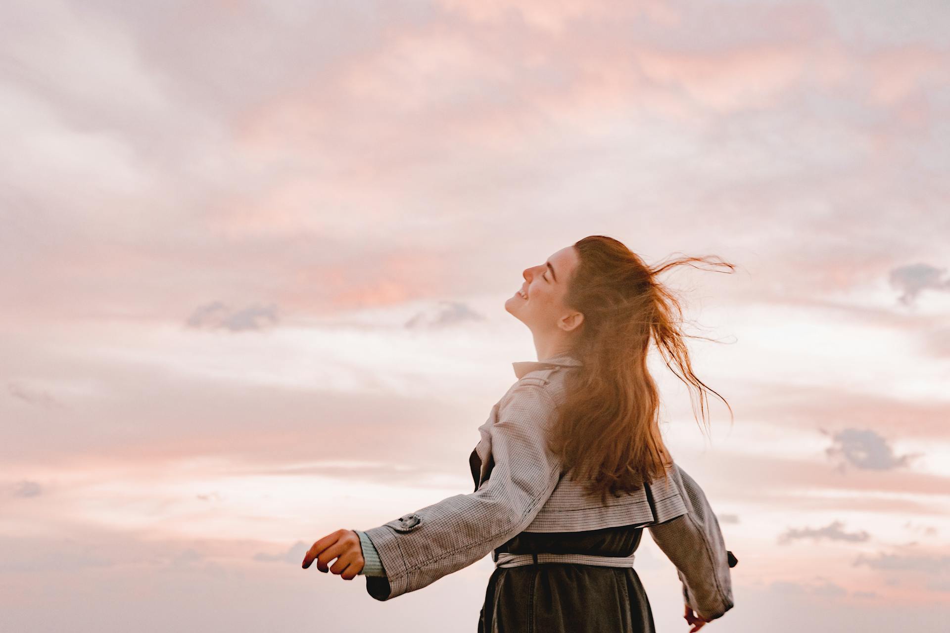 A cheerful woman | Source: Pexels