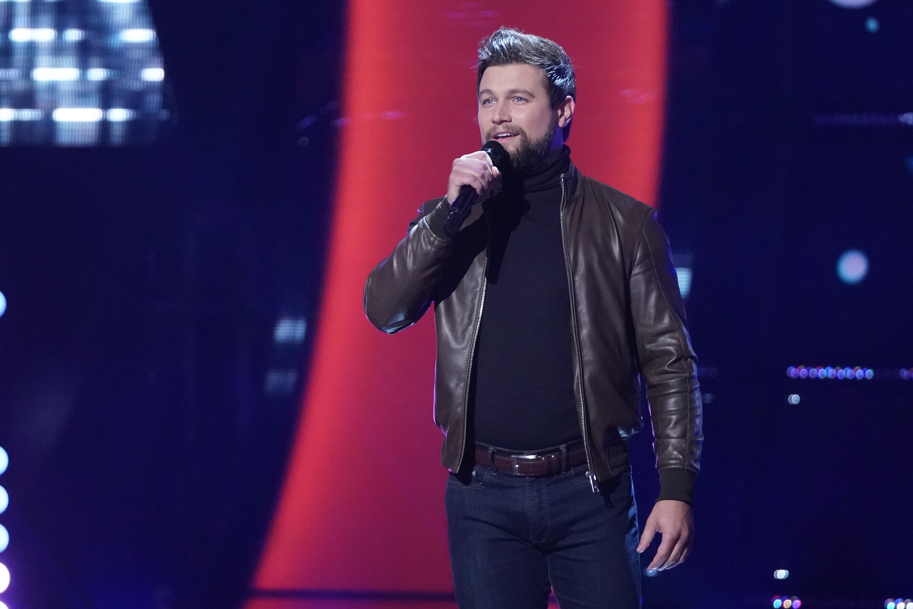 Ryan Gallagher performs on "The Voice" - Season 19 on August 4, 2020 | Source: Getty Images