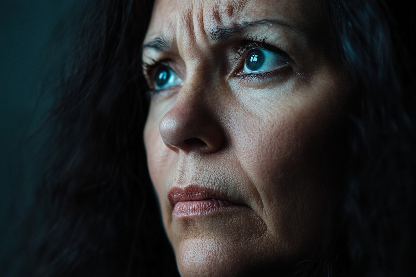 A woman frowning at someone | Source: No source