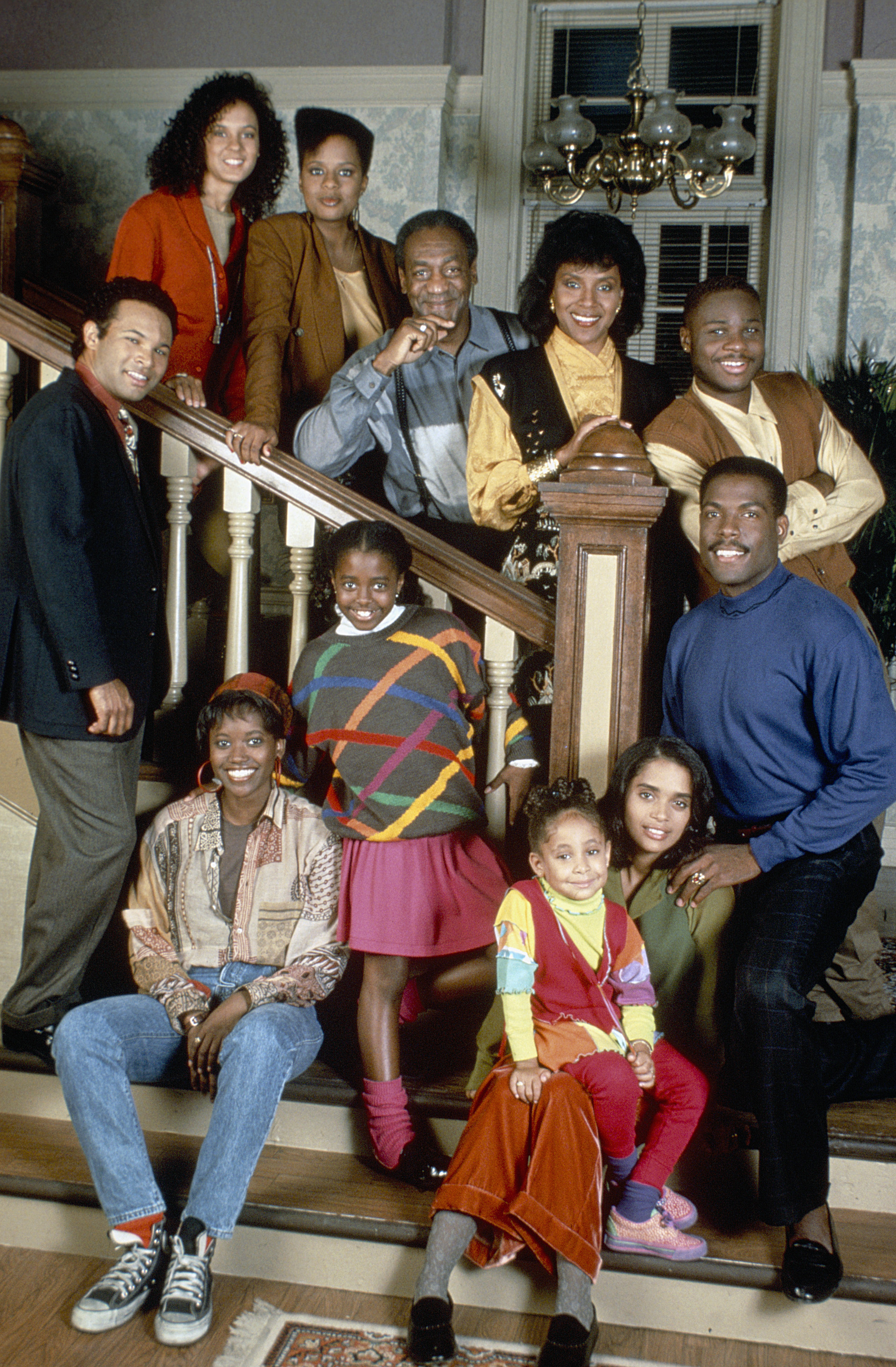 The full cast of the hit series "The Cosby Show," circa 1991. | Source: Getty Images