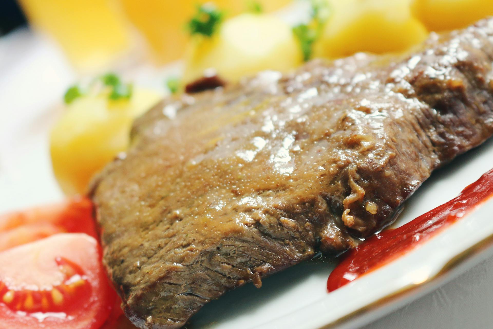 Steak on a plate | Source: Pexels