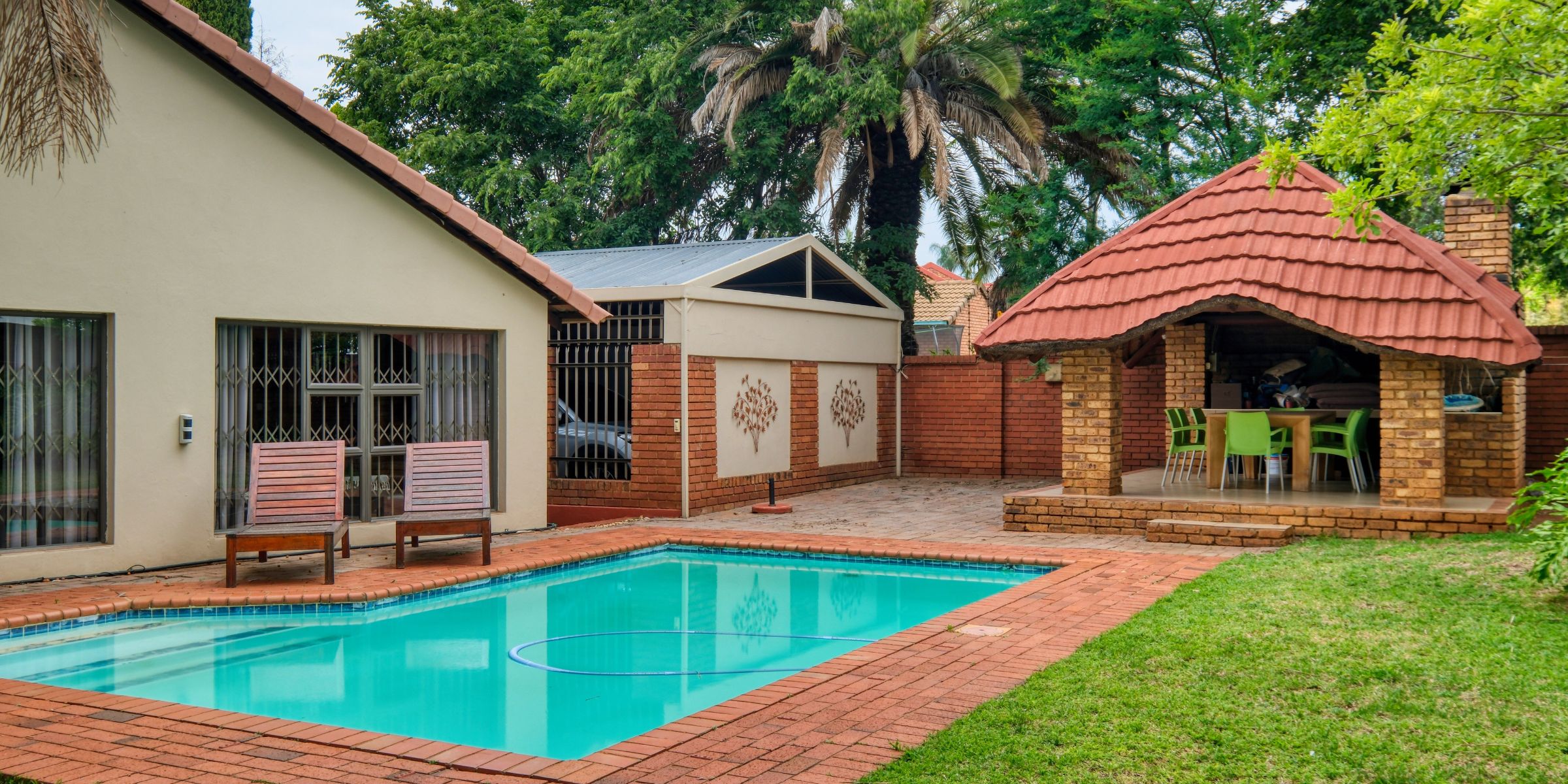The exterior of a house | Source: Pexels