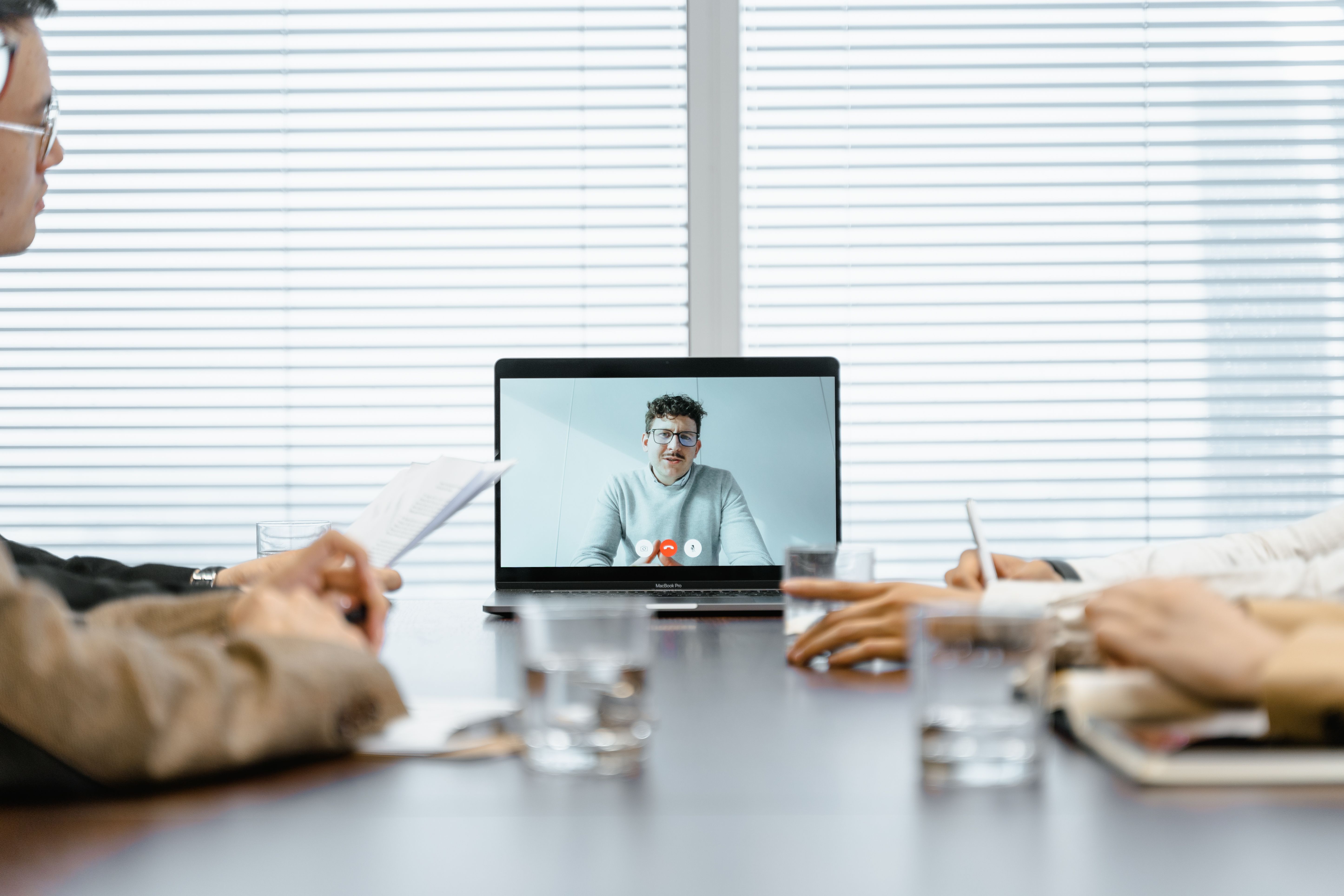 6 Game-Changing Strategies to Elevate Company Culture Virtually