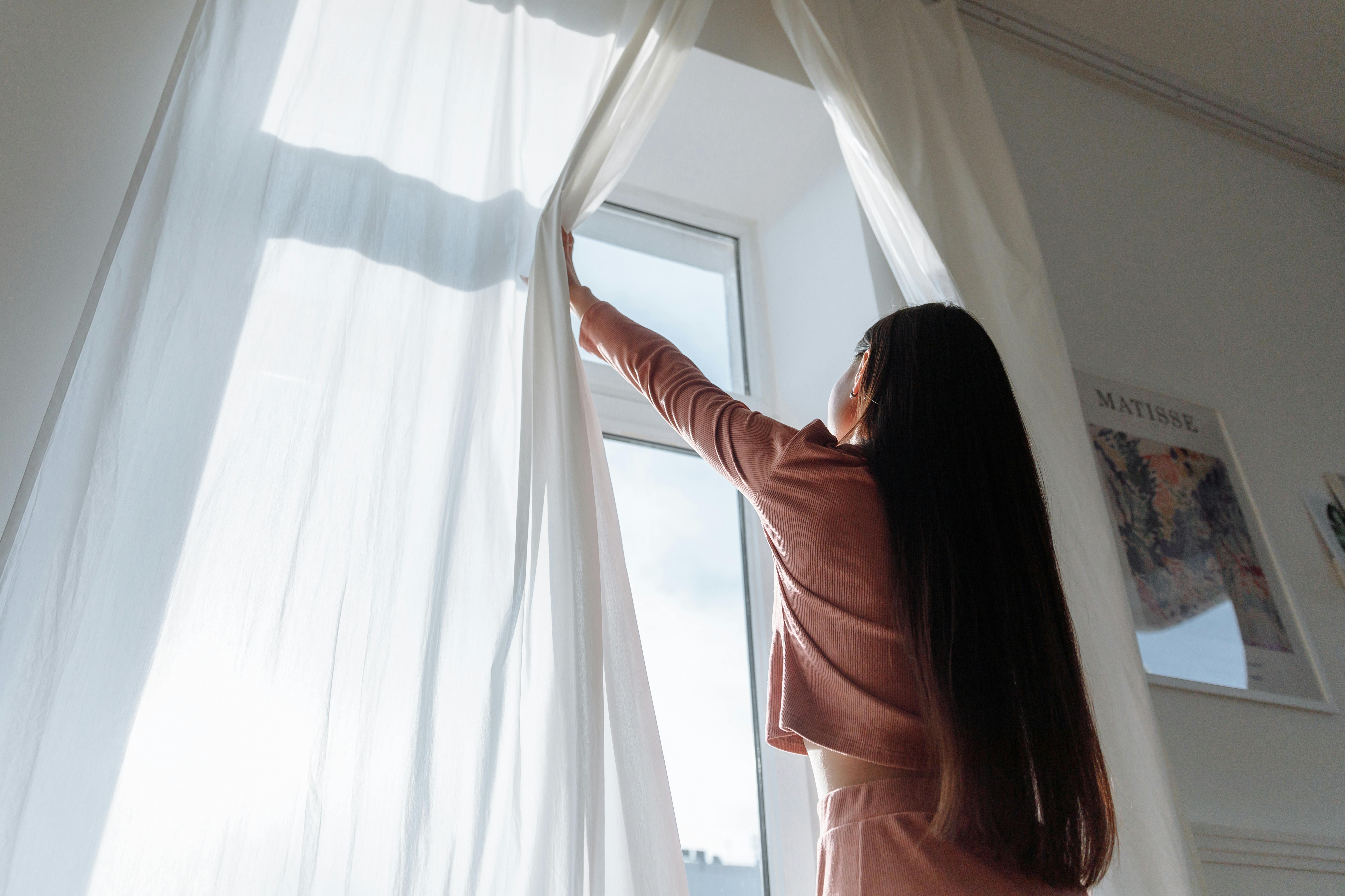 Woman in the morning | Source: Pexels