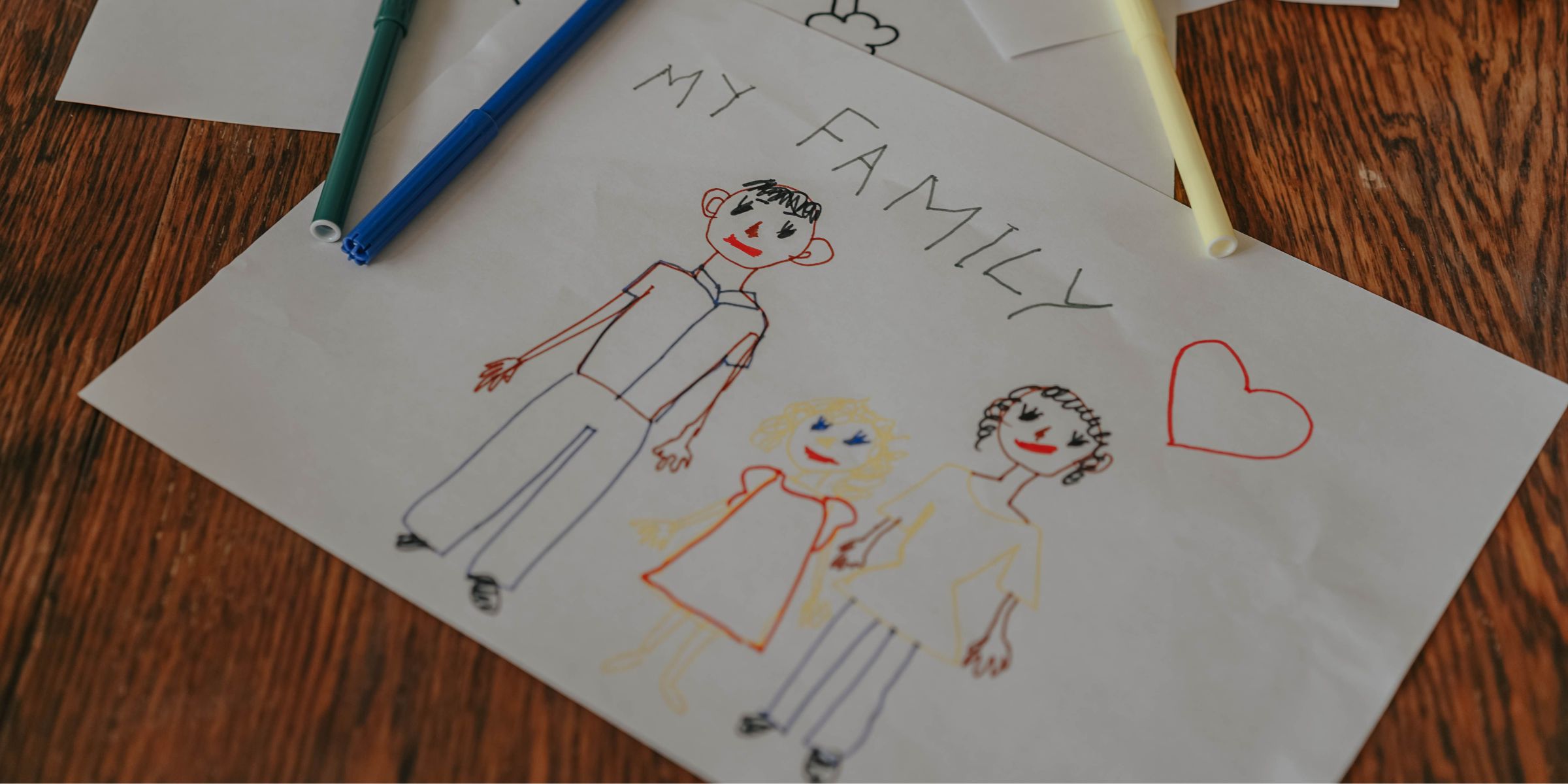 A colorful family portrait drawn by a child | Source: Pexels