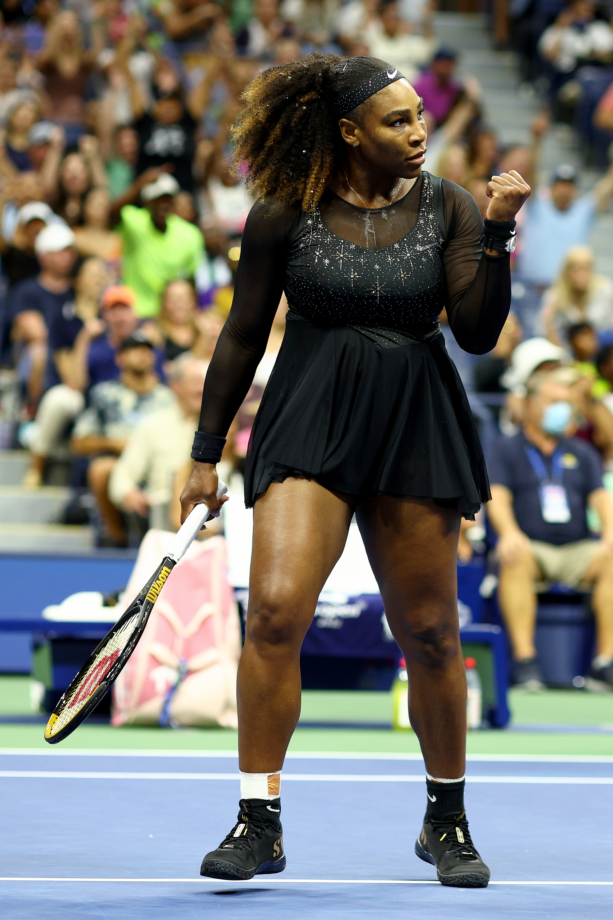Serena Williams reacts to a point against Danka Kovinic in the US Open first round in New York City on August 29, 2022 | Source: Getty Images