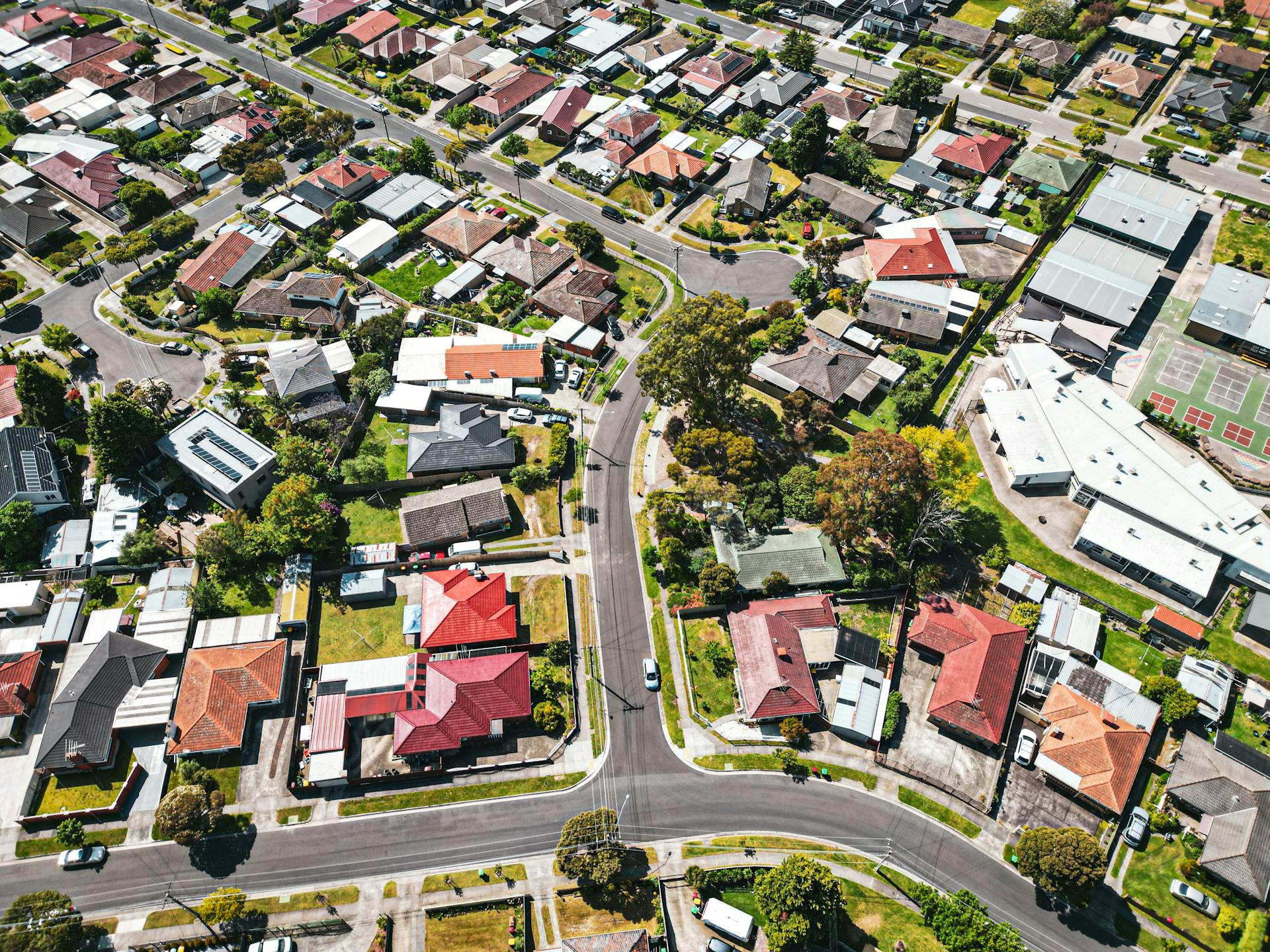 Aerial view of a suburban area | Source: Pexels