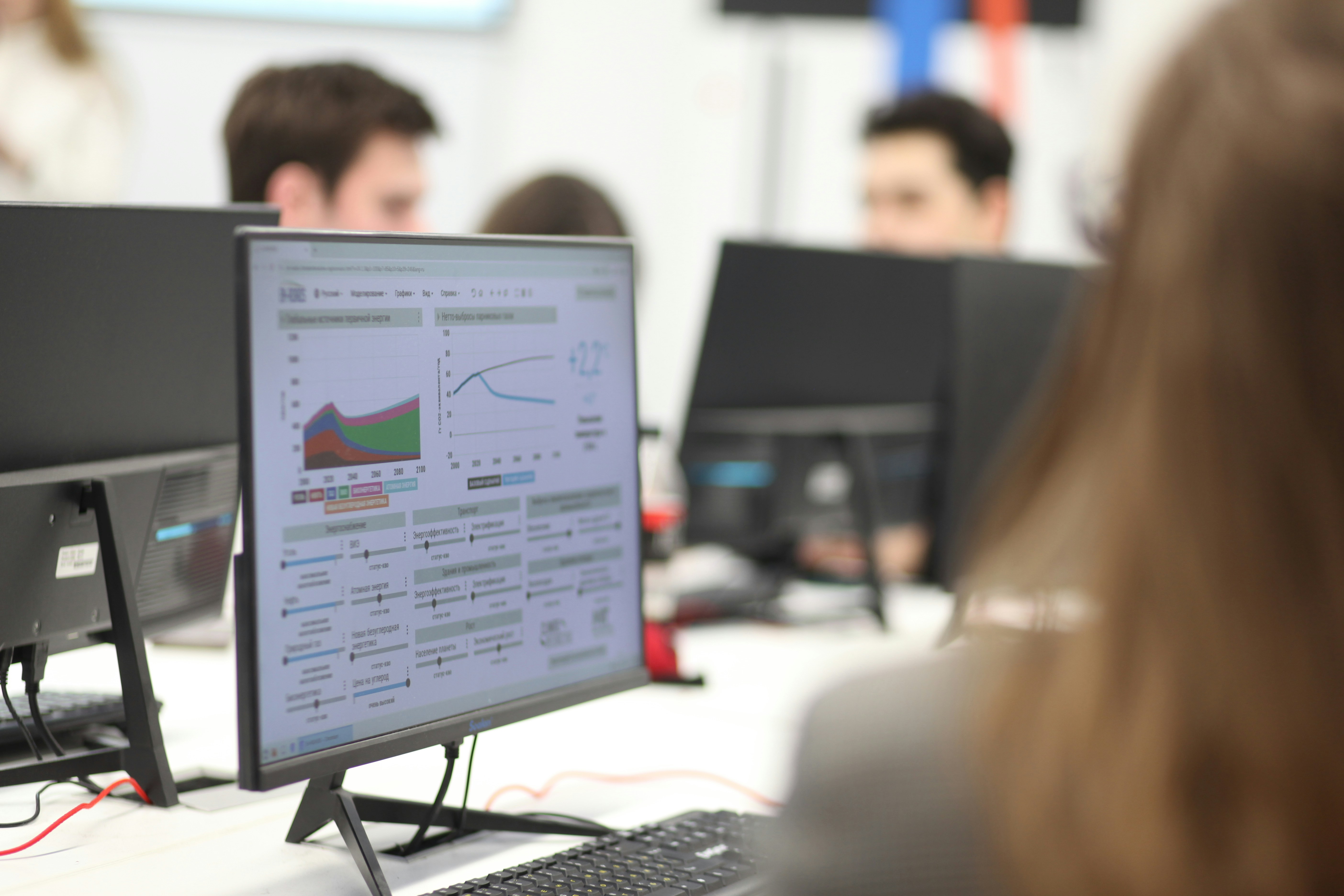 How to Use Workforce Analytics to Drive Retention and Performance