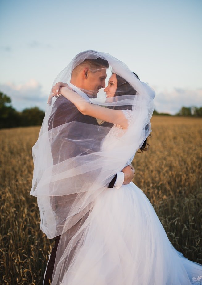 When he proposed three months later, I married him | Source: Unsplash