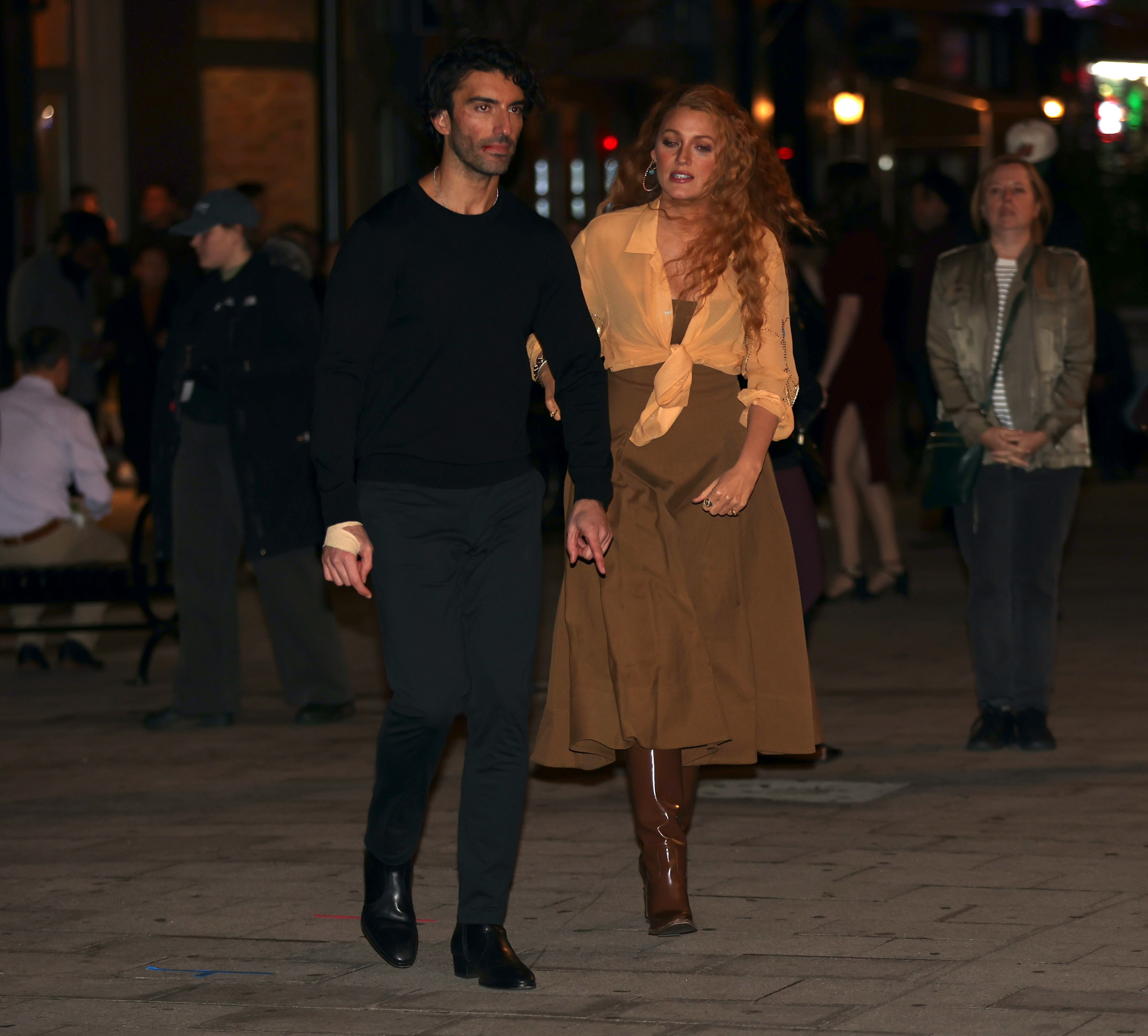Justin Baldoni and Blake Lively seen on the set of "It Ends with Us" on January 12, 2024, in Jersey City, New Jersey. | Source: Getty Images