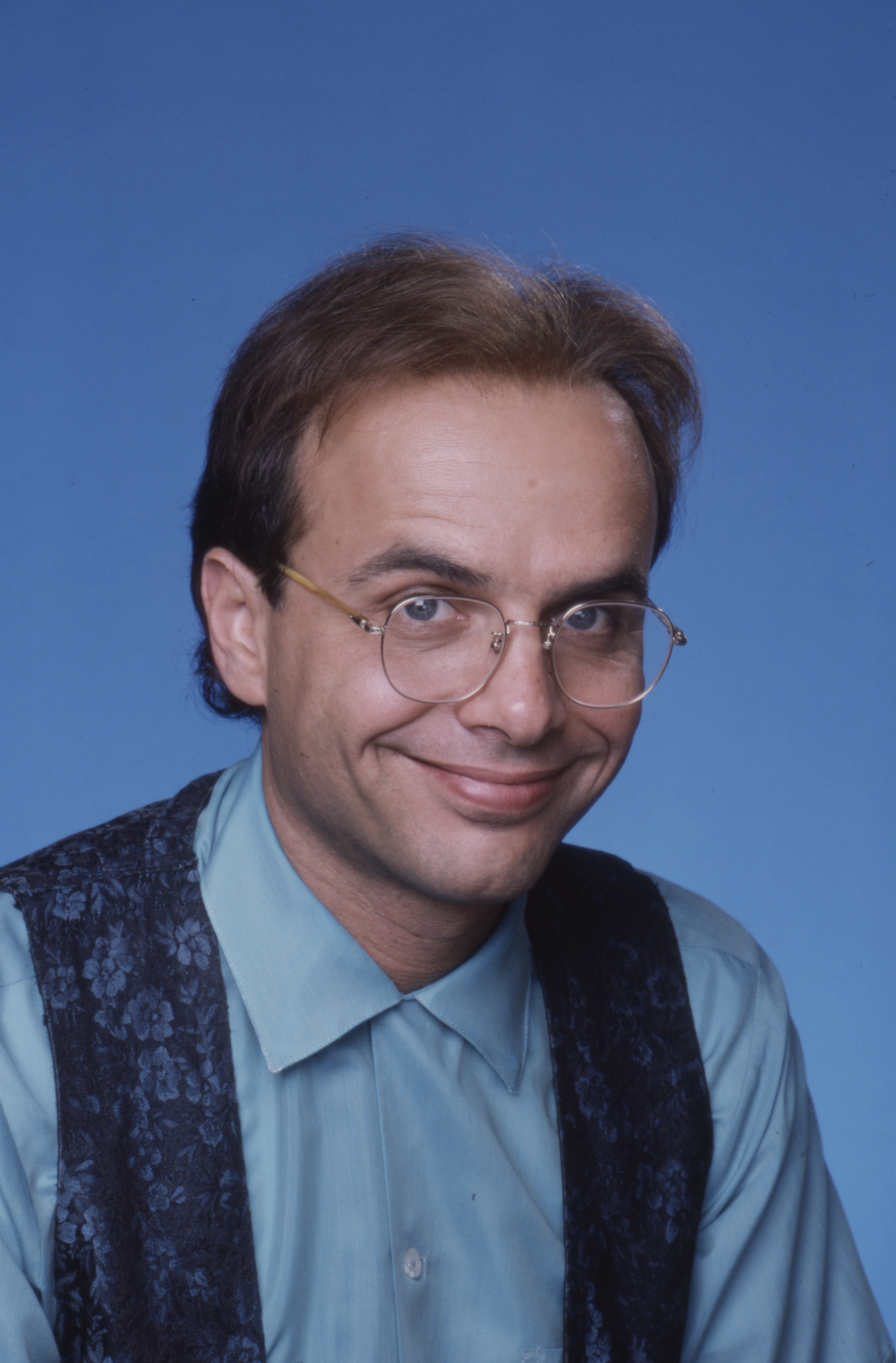 Joe Pantoliano in a promotional photo for the ABC TV series "The Magical World of Disney," episode "Rock 'n' Roll Mom," in 1988 | Source: Getty Images
