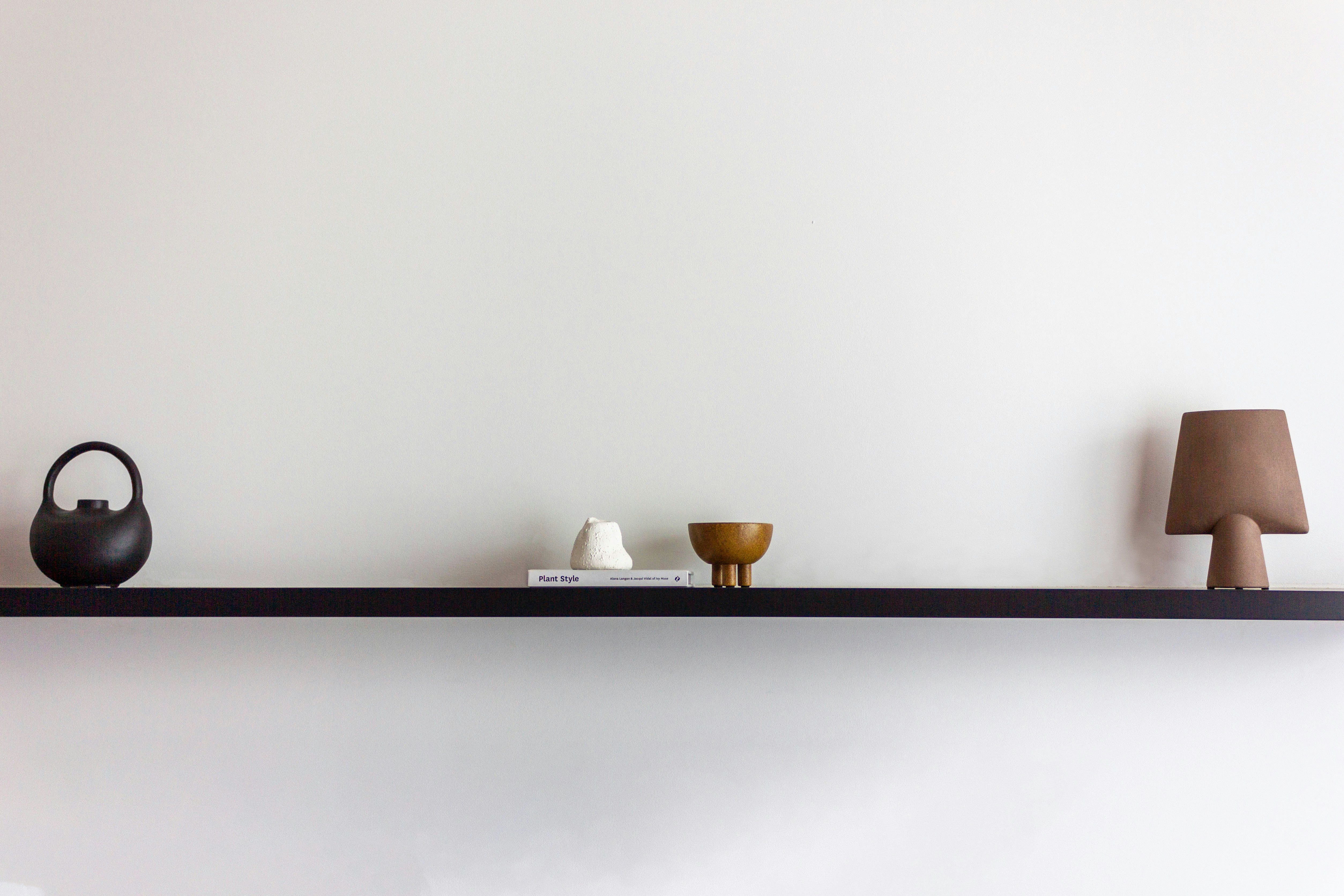 How to Master Minimalist Living for a Streamlined Routine