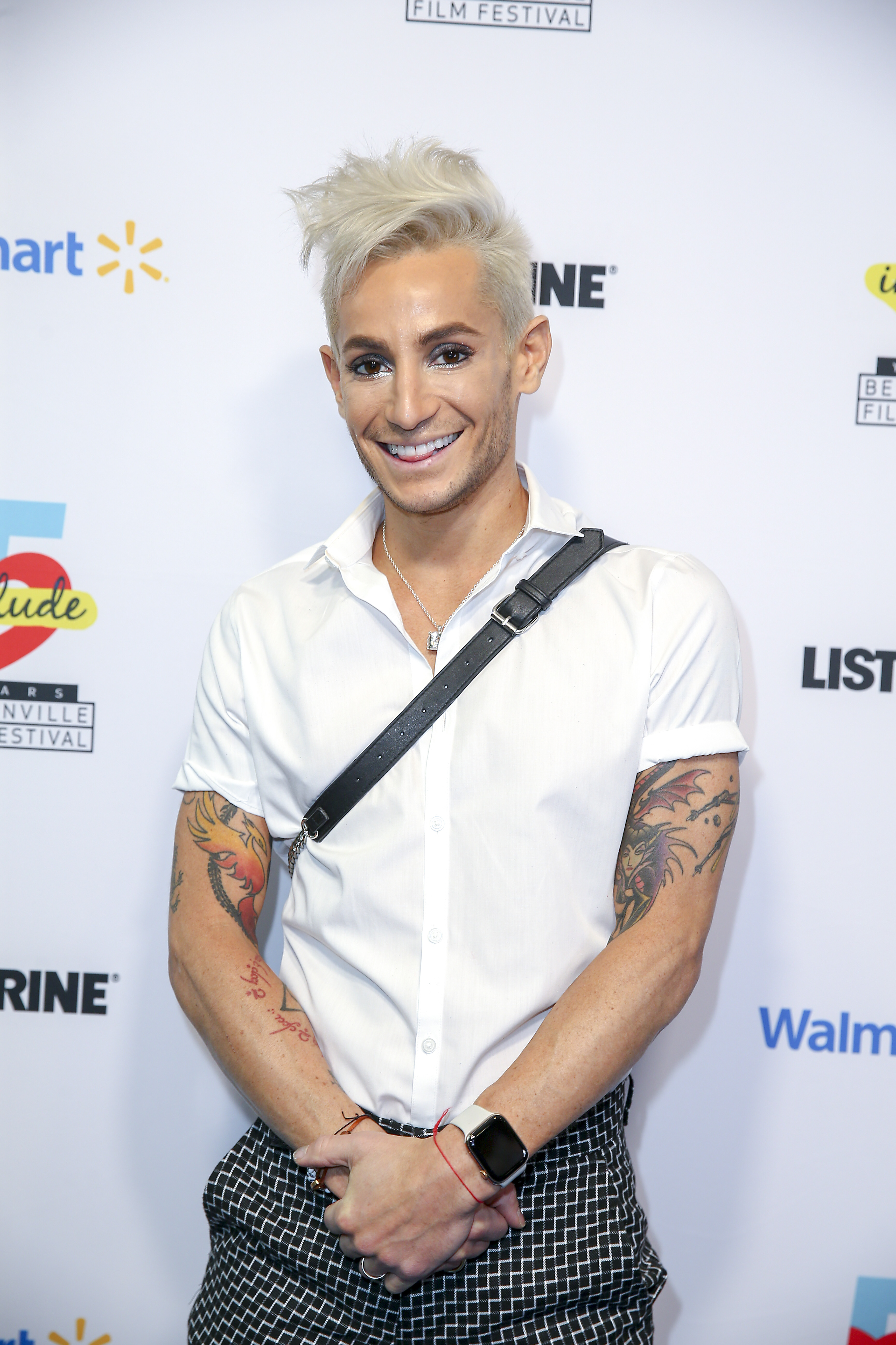 Frankie J. Grande walks the blue carpet at the Geena and Friends event at the Crystal Bridges Museum of American Art on May 8, 2019 | Source: Getty Images
